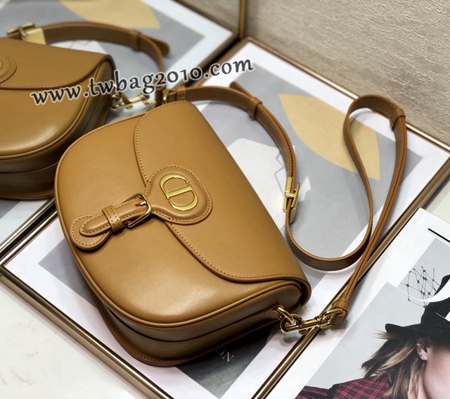 Dior专柜新款迪奥高仿原单中号Bobby小猪包全皮单肩斜挎女包 djfk1756